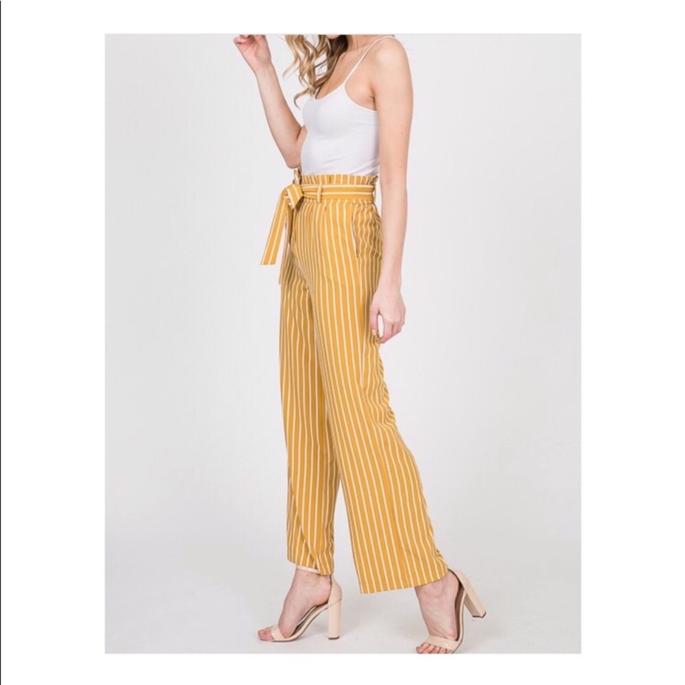 ⭐️ 5 for $25! Boutique Yellow & White Stripe Pants